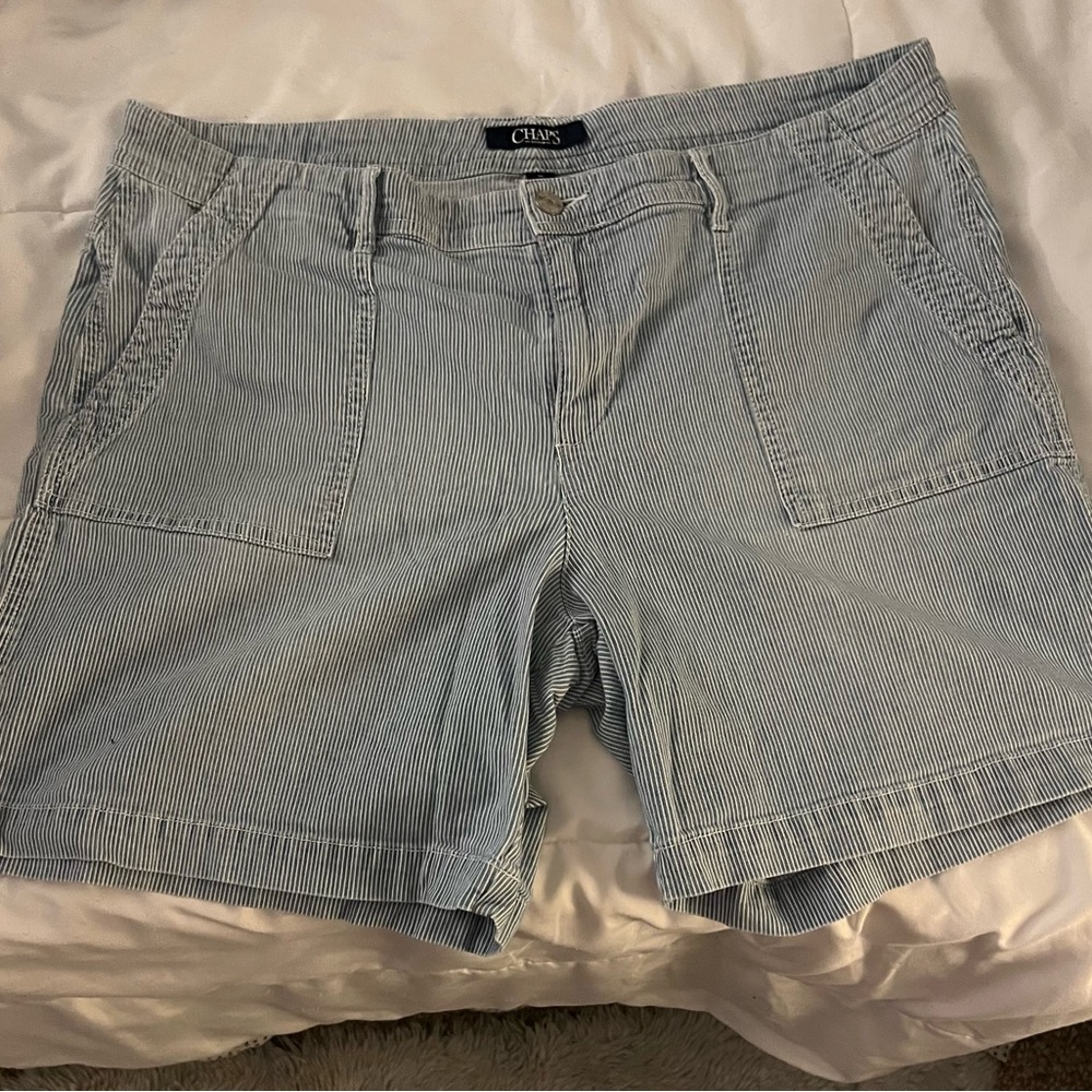 Chaps Women's Light Blue Pinstripe Shorts